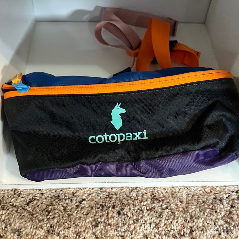 Cotopaxi Fanny Pack multicolor